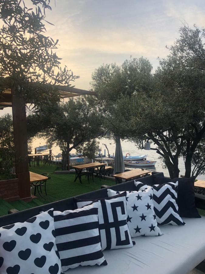 Qcunda Otel Ayvalik Luaran gambar