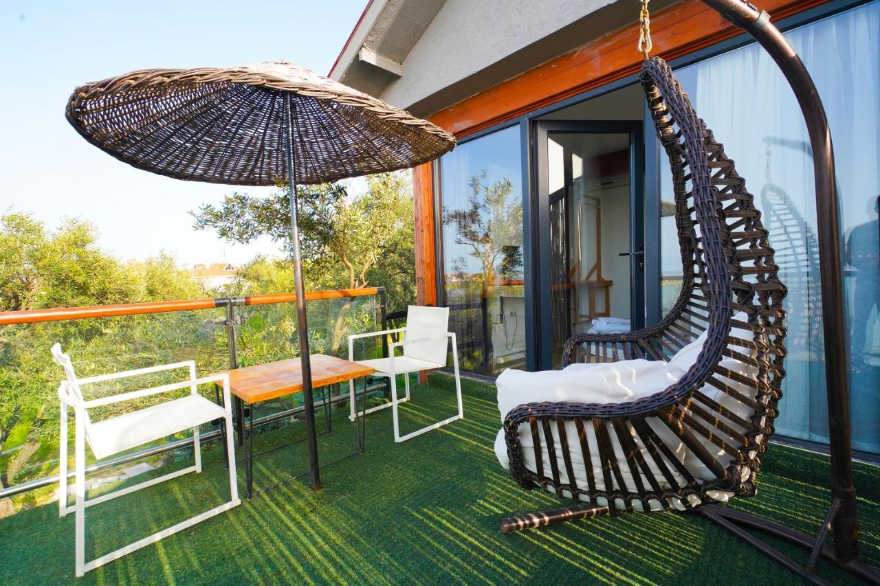 Qcunda Otel Ayvalik Luaran gambar
