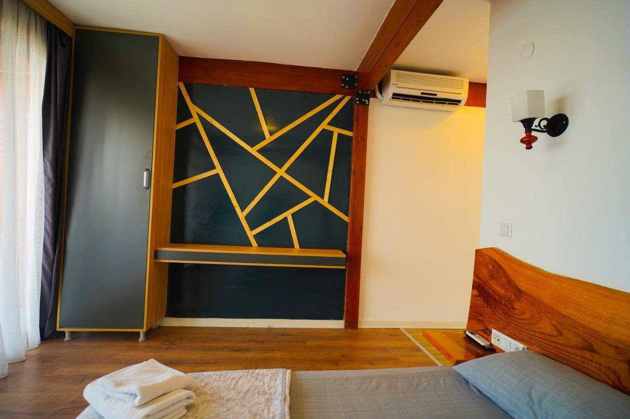 Qcunda Otel Ayvalik Luaran gambar